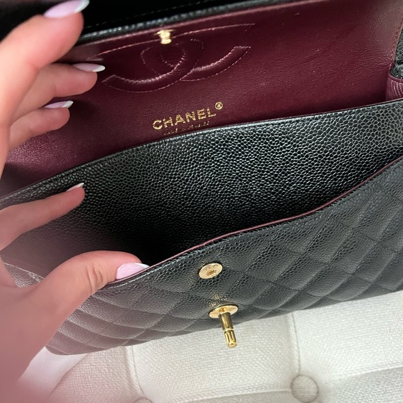 Chanel Classic double flap Caviar with Gold hardware - Picture 13 of 15
